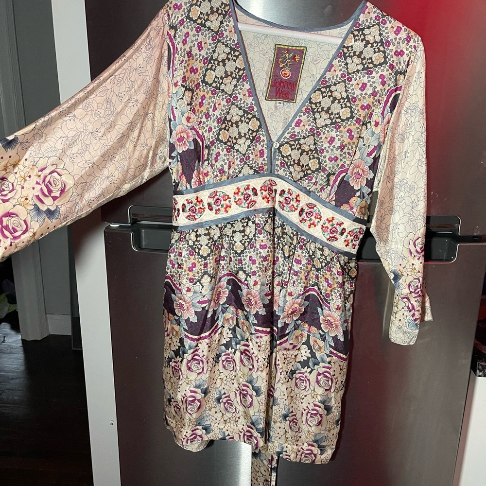 Vintage Johnny Was floral embroidered 100% Silk flowy top